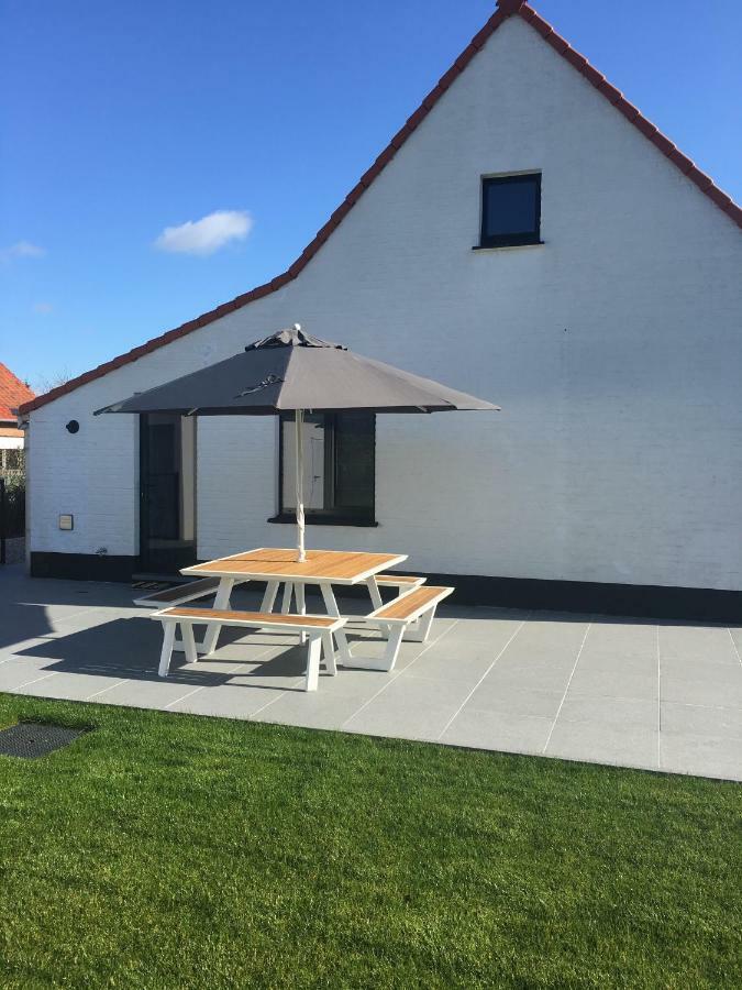 Villa Karin Oostduinkerke Exterior foto